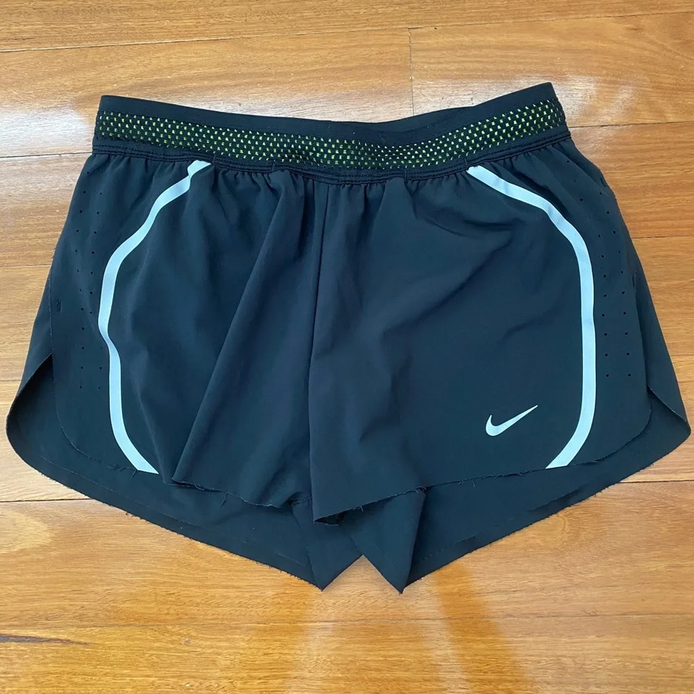 Nike shorts - Picture 1 of 1